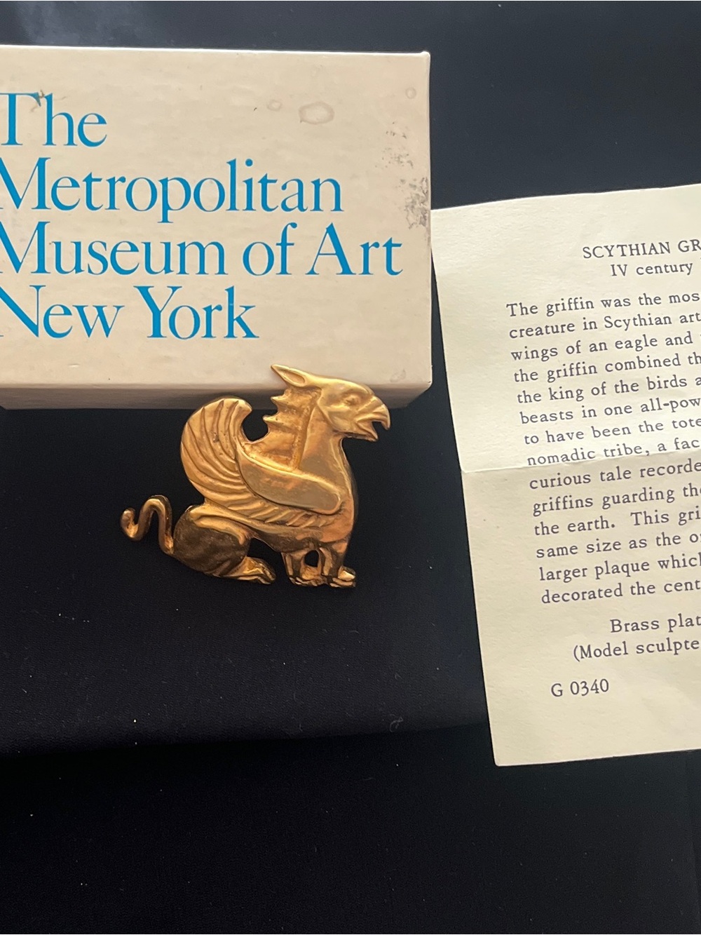 Vintage MMA Metropolitan Museum of Art Griffin Pin / Pendant / Brooch - Picture 4 of 7